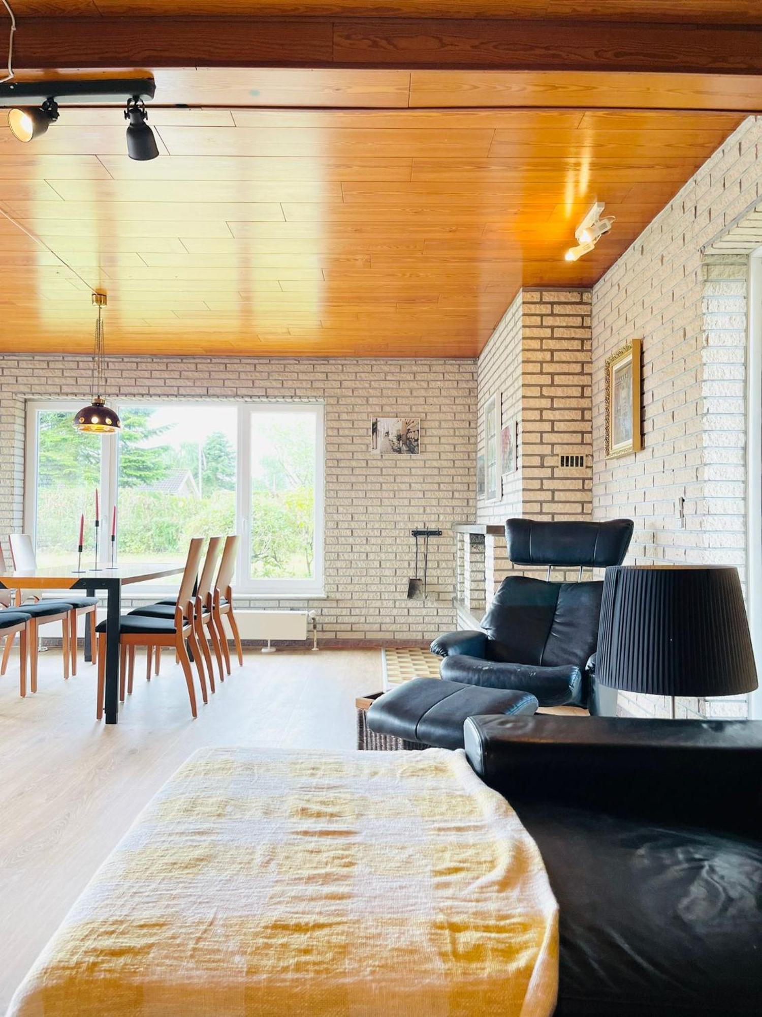 Scandinavian House Hotel- Holbol, Krusa Exterior photo